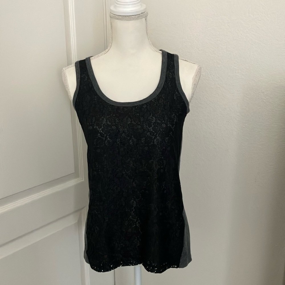 Simply Vera wang black/gray Lace on front Women's Tank Top Size:S/P